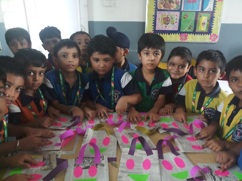 DPS JAMMU ORGANIZED ACTIVITY ON “PAPER BAG MAKING”